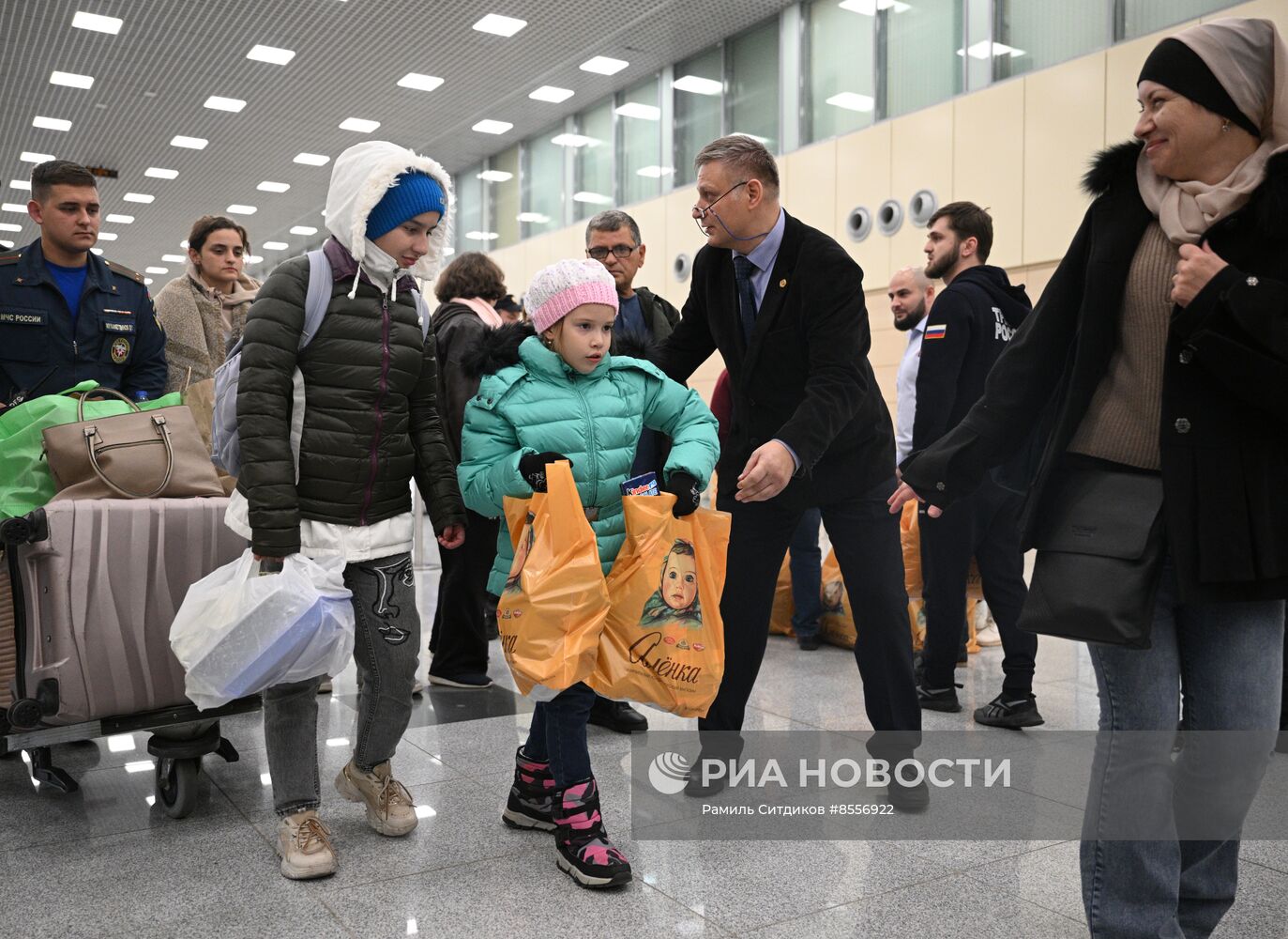 Прилет эвакуированных граждан РФ из сектора Газа в Москву