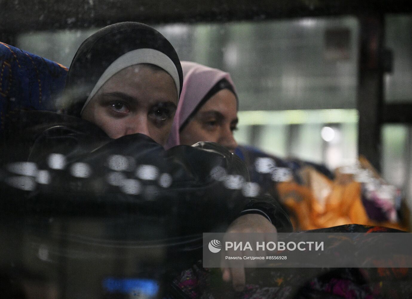 Прилет эвакуированных граждан РФ из сектора Газа в Москву