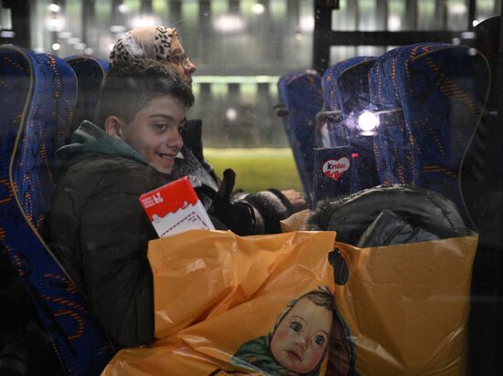 Прилет эвакуированных граждан РФ из сектора Газа в Москву