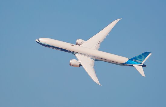 В ОАЭ открылся авиасалон Dubai Airshow-2023