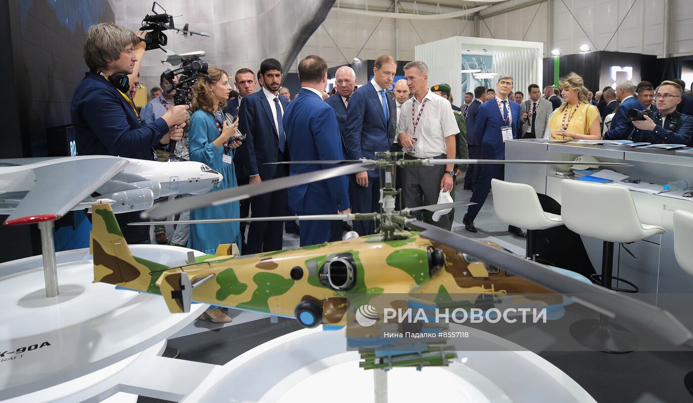 В ОАЭ открылся авиасалон Dubai Airshow-2023