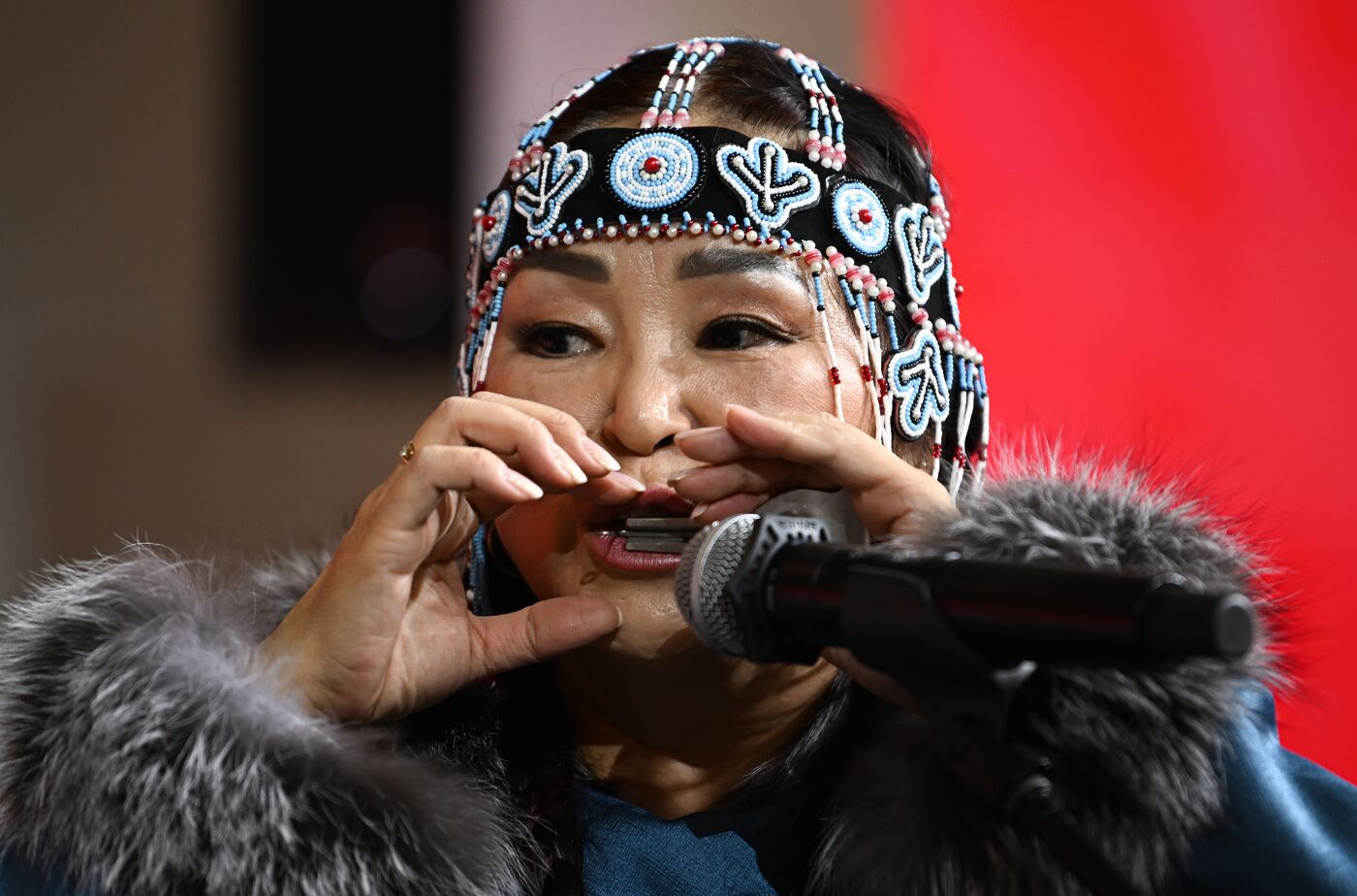 Работа выставки "Россия"