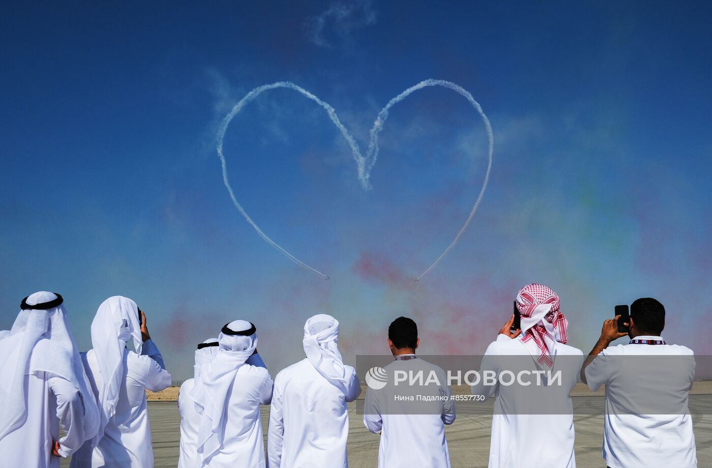 В ОАЭ продолжает работу авиасалон Dubai Airshow-2023