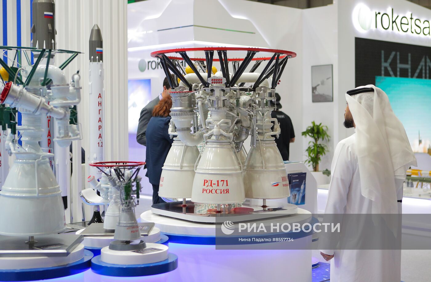 В ОАЭ продолжает работу авиасалон Dubai Airshow-2023