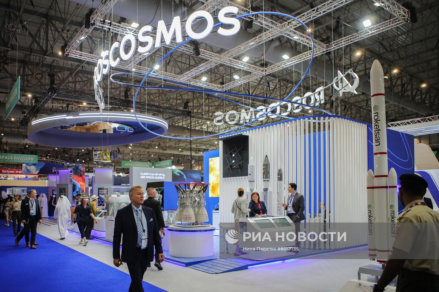 В ОАЭ продолжает работу авиасалон Dubai Airshow-2023