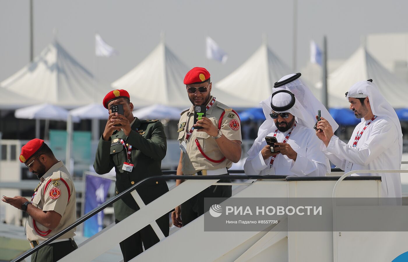 В ОАЭ продолжает работу авиасалон Dubai Airshow-2023