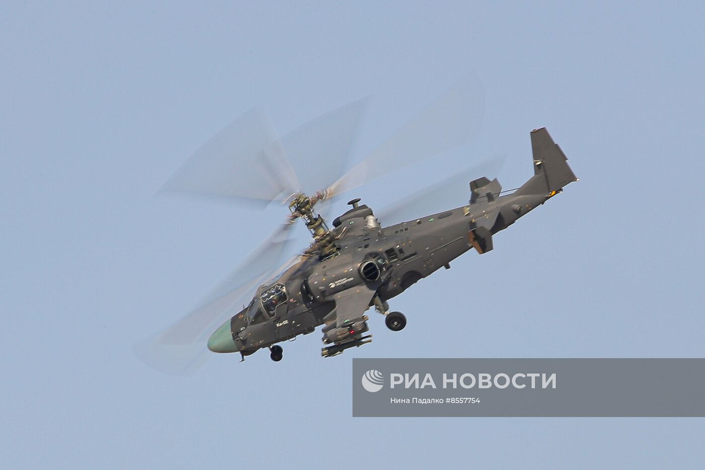 В ОАЭ продолжает работу авиасалон Dubai Airshow-2023