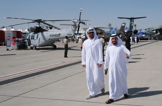 В ОАЭ продолжает работу авиасалон Dubai Airshow-2023