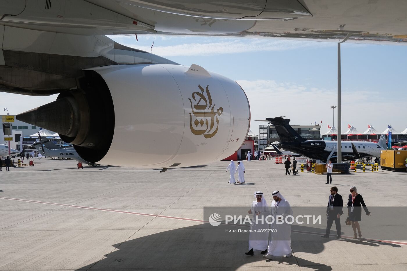 В ОАЭ продолжает работу авиасалон Dubai Airshow-2023