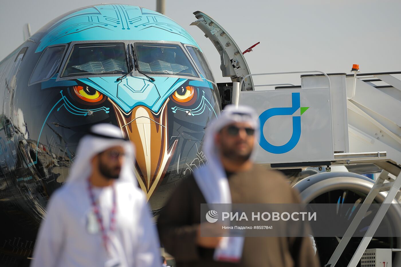 В ОАЭ продолжает работу авиасалон Dubai Airshow-2023