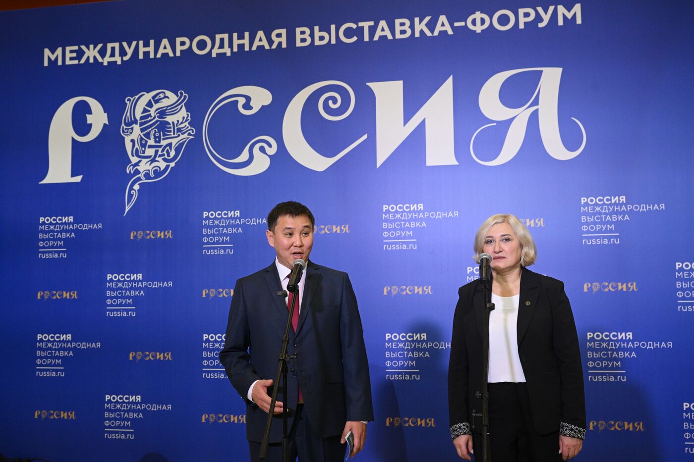 Выставка "Россия". Пресс-подходы