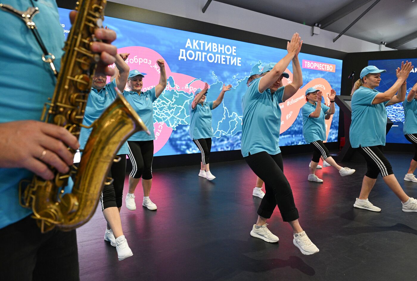 Выставка "Россия". Презентация экспозиции "Семья. Работа. Долголетие"