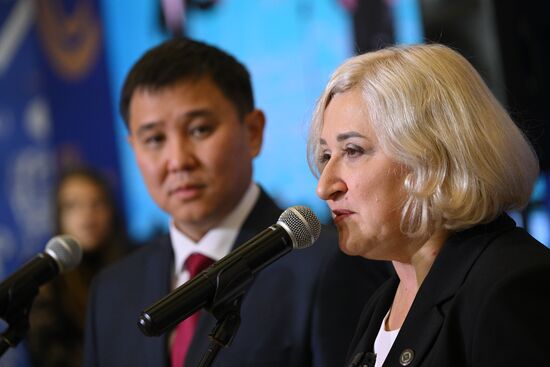 Выставка "Россия". Пресс-подходы