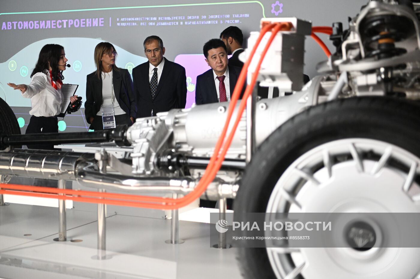 Выставка "Россия". Визит представителей дипломатического корпуса