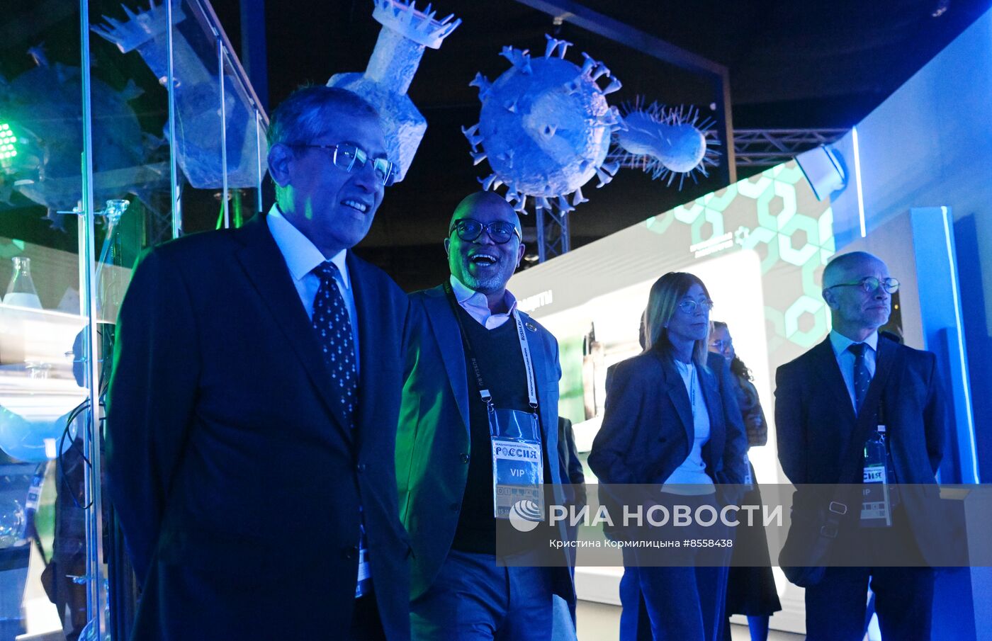 Выставка "Россия". Визит представителей дипломатического корпуса