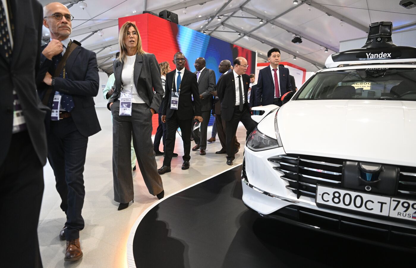 Выставка "Россия". Визит представителей дипломатического корпуса