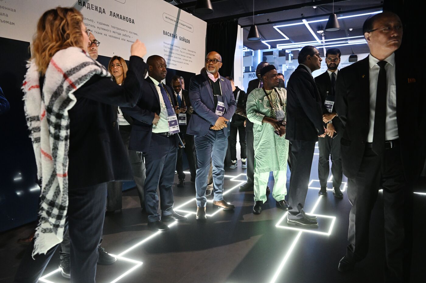 Выставка "Россия". Визит представителей дипломатического корпуса