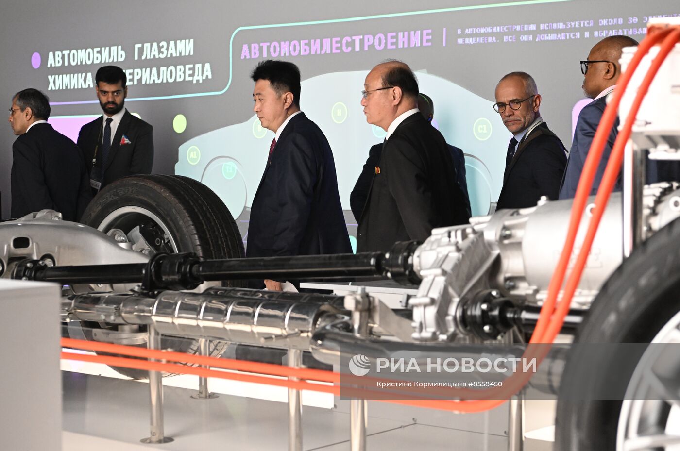 Выставка "Россия". Визит представителей дипломатического корпуса