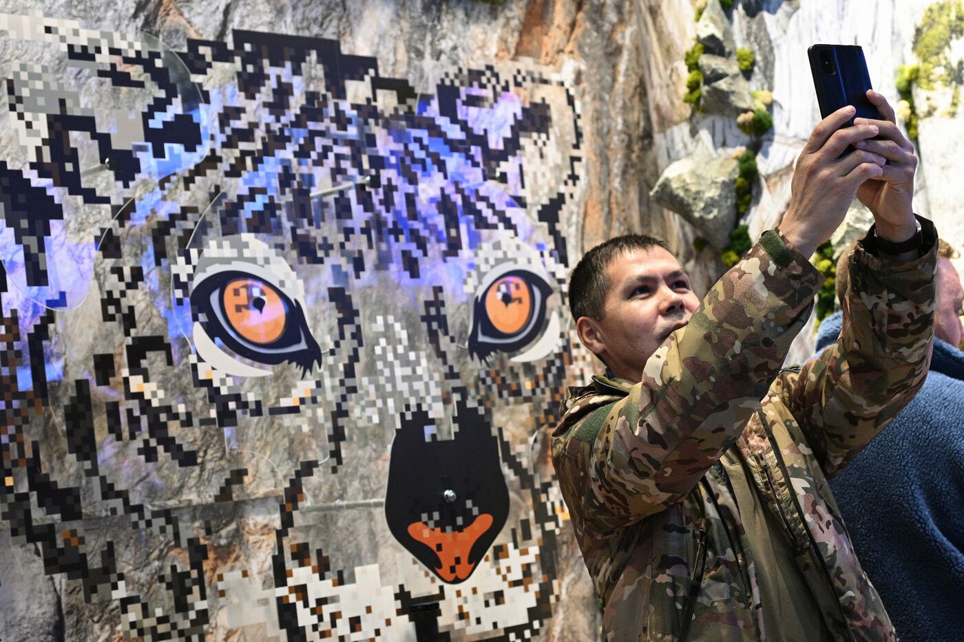 Выставка "Россия". Экскурсия по выставке для бойцов специальной военной операции