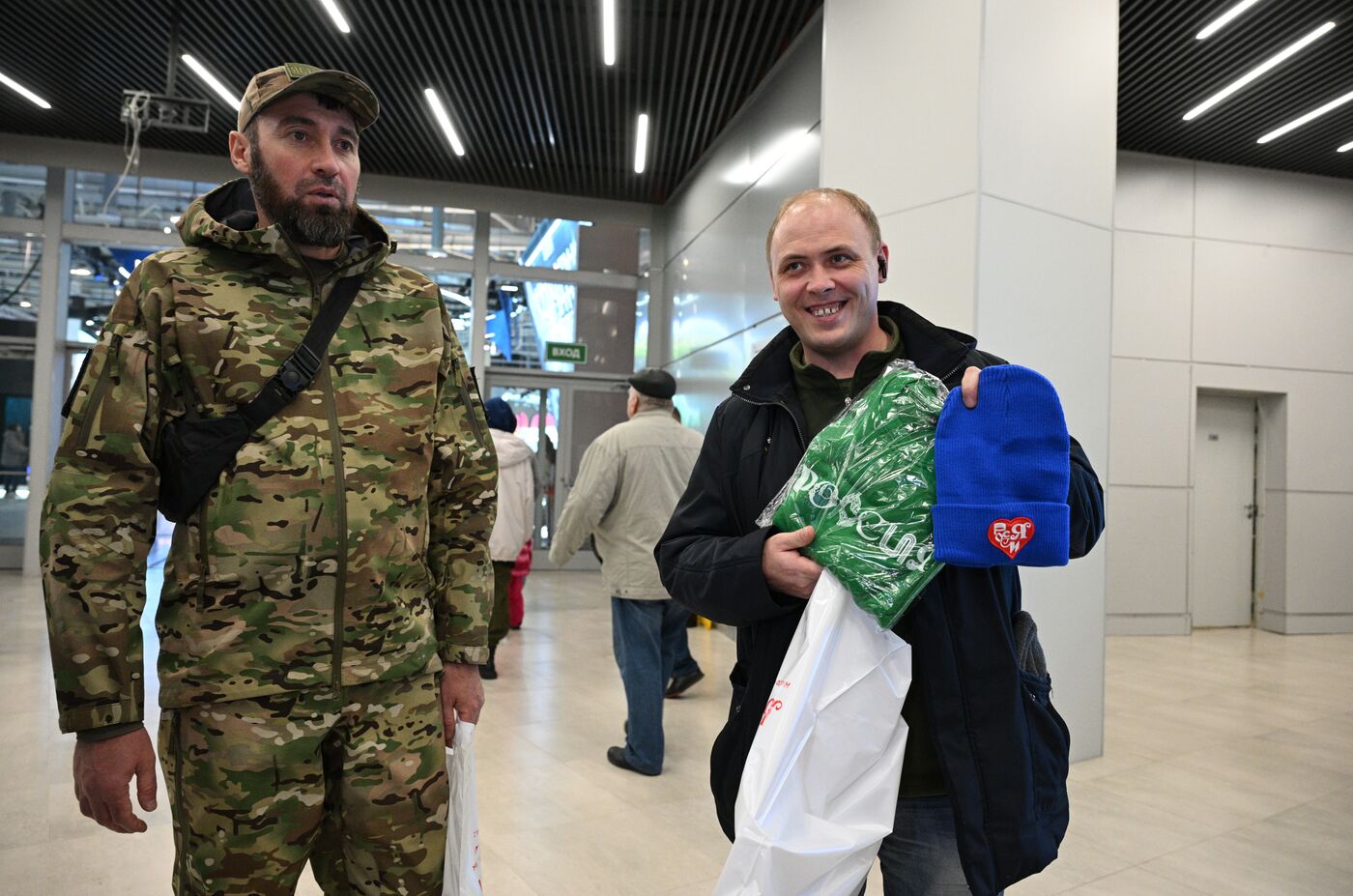 Выставка "Россия". Экскурсия по выставке для бойцов специальной военной операции