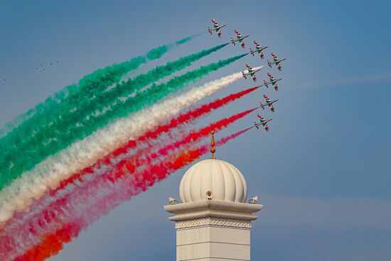 В ОАЭ продолжает работу авиасалон Dubai Airshow-2023