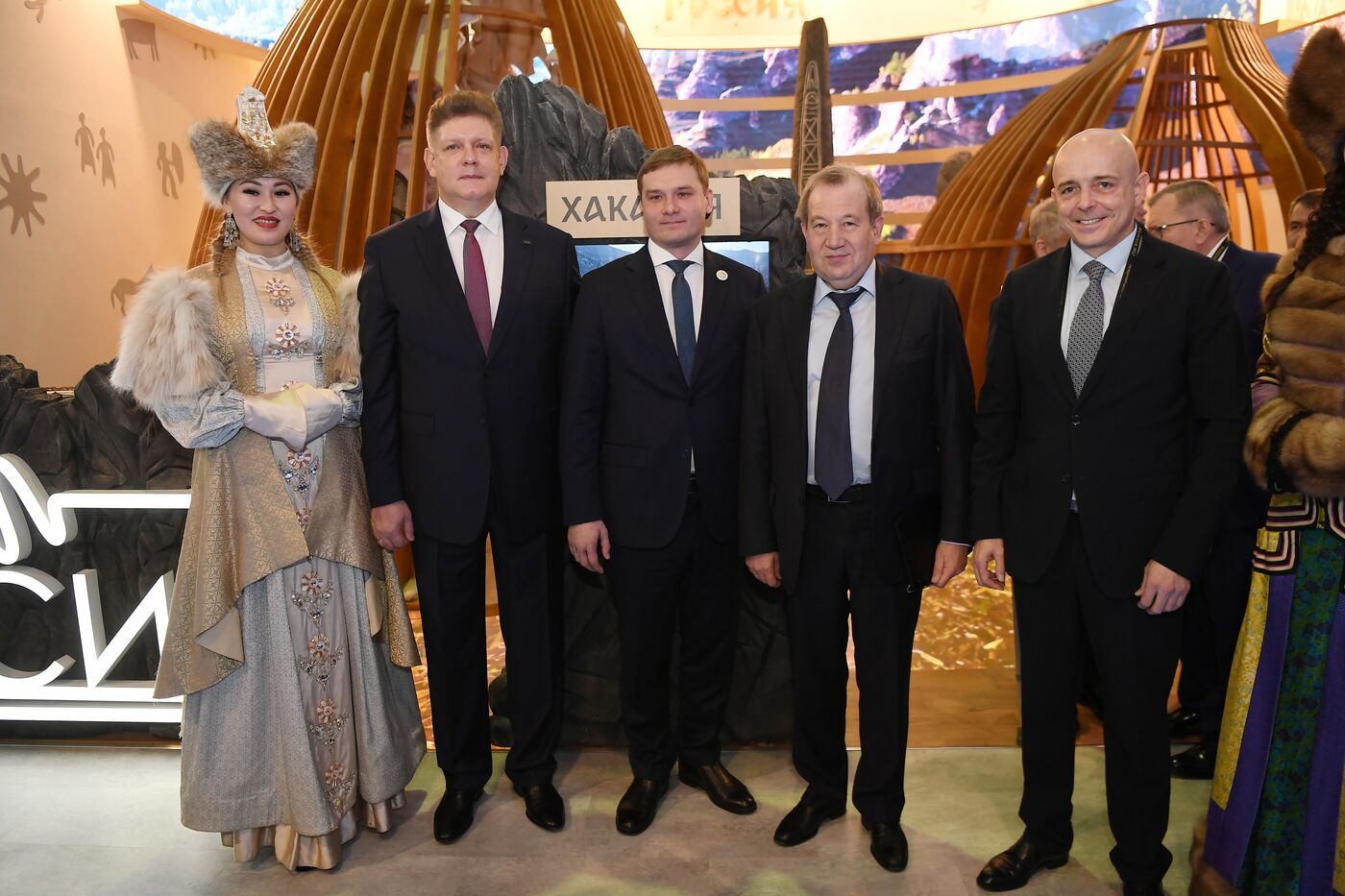 Выставка "Россия". Открытие Единого пространства "Сибирь здесь"