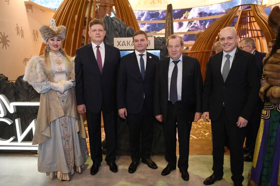 Выставка "Россия". Открытие Единого пространства "Сибирь здесь"