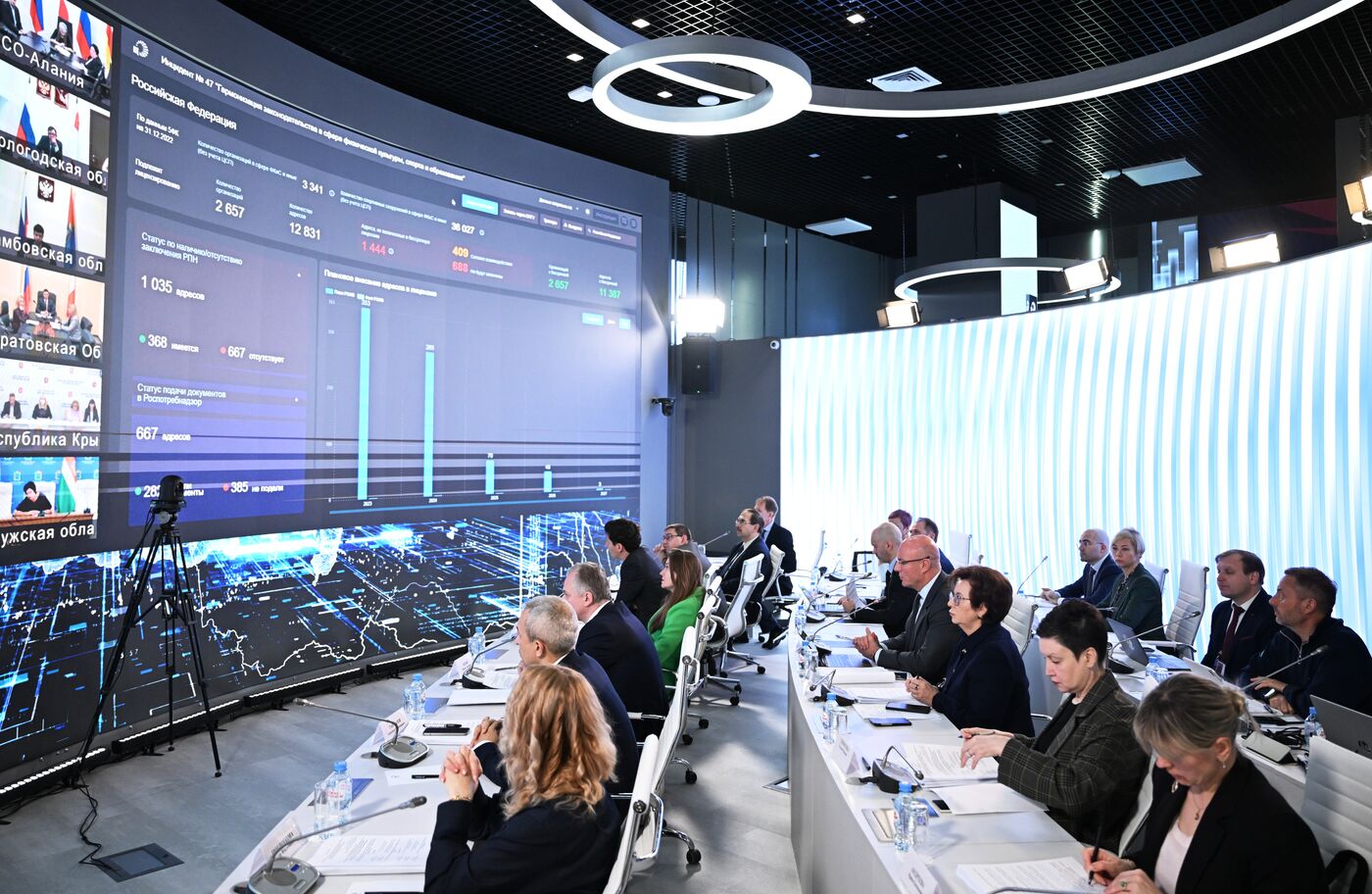 Выставка "Россия". Совещание по развитию спорта в павильоне координационного центра Правительства РФ