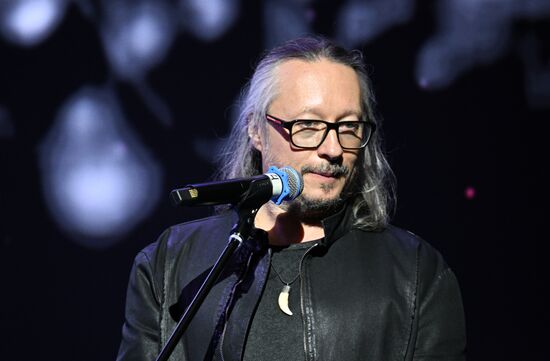 Выставка "Россия". Концерт Евгения Маргулиса и Тимура Ведерникова "Любимые песни поем вместе!"