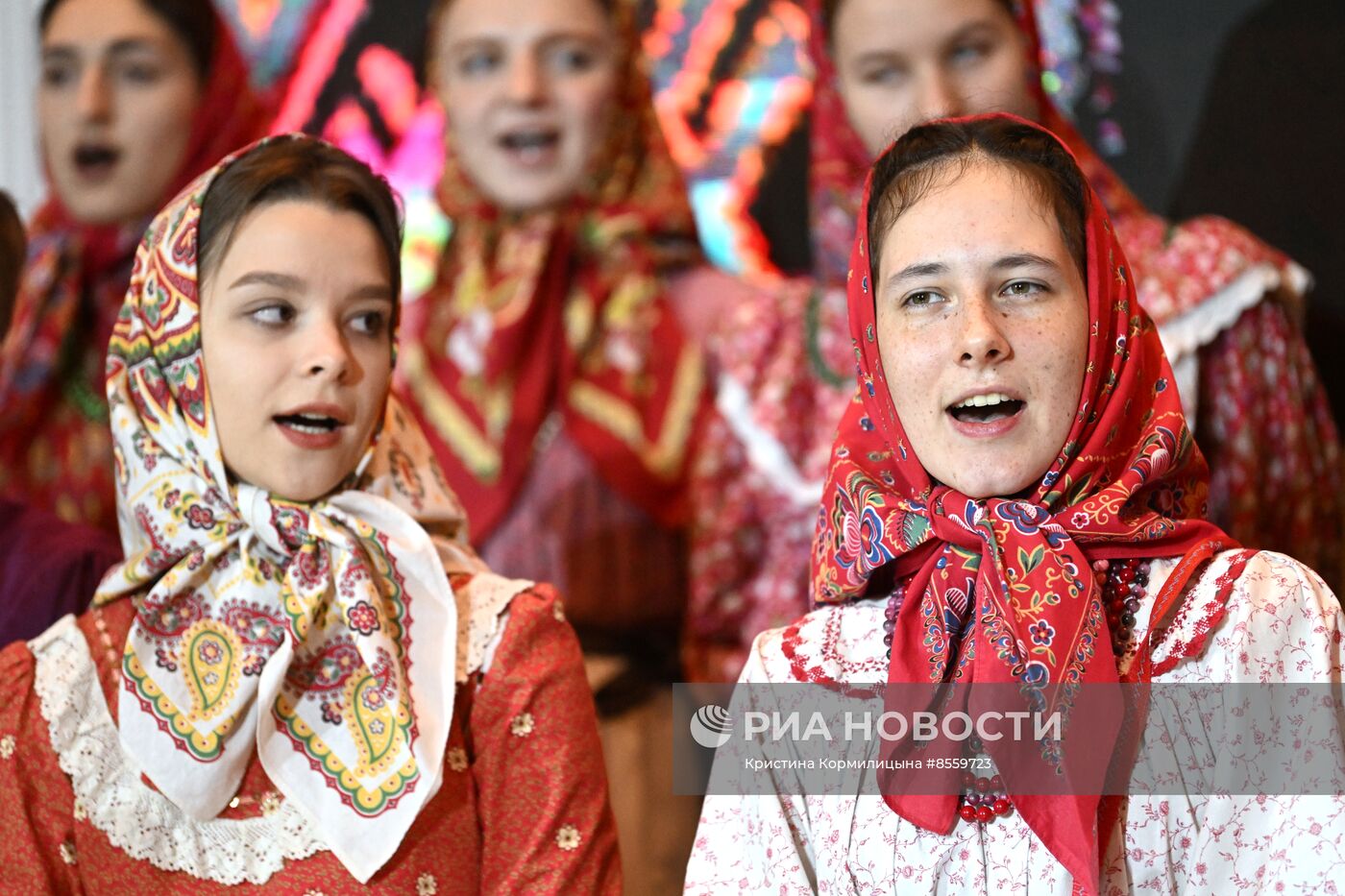 Выставка "Россия". Гастропредставление "Проложившие путь в Сибирь"