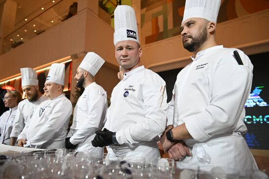 Выставка "Россия". Гастропредставление "Проложившие путь в Сибирь"