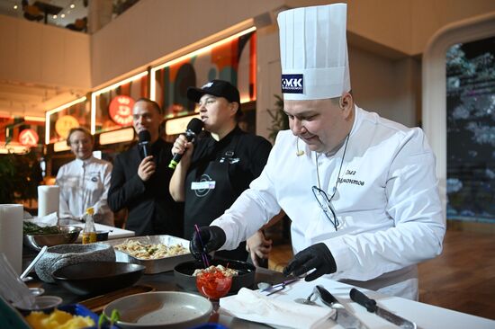 Выставка "Россия". Гастропредставление "Проложившие путь в Сибирь"