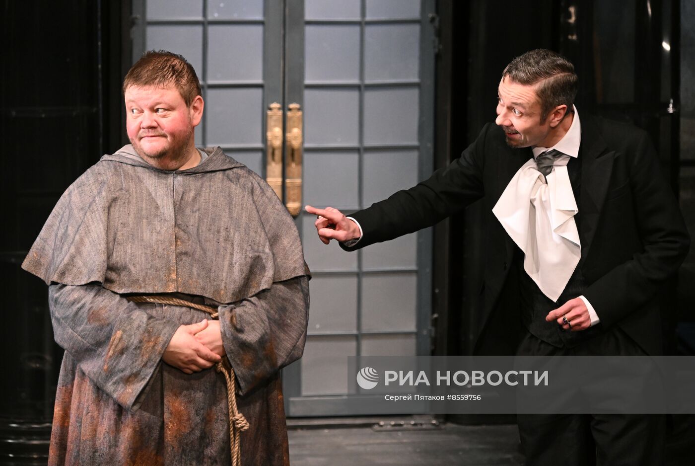 Спектакль "Чудо святого Антония" в театре "Современник"