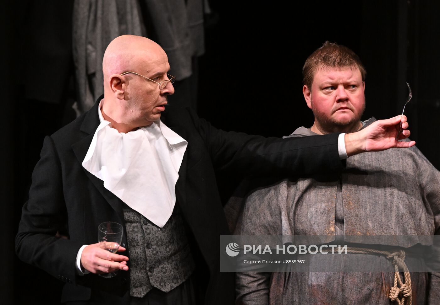 Спектакль "Чудо святого Антония" в театре "Современник"