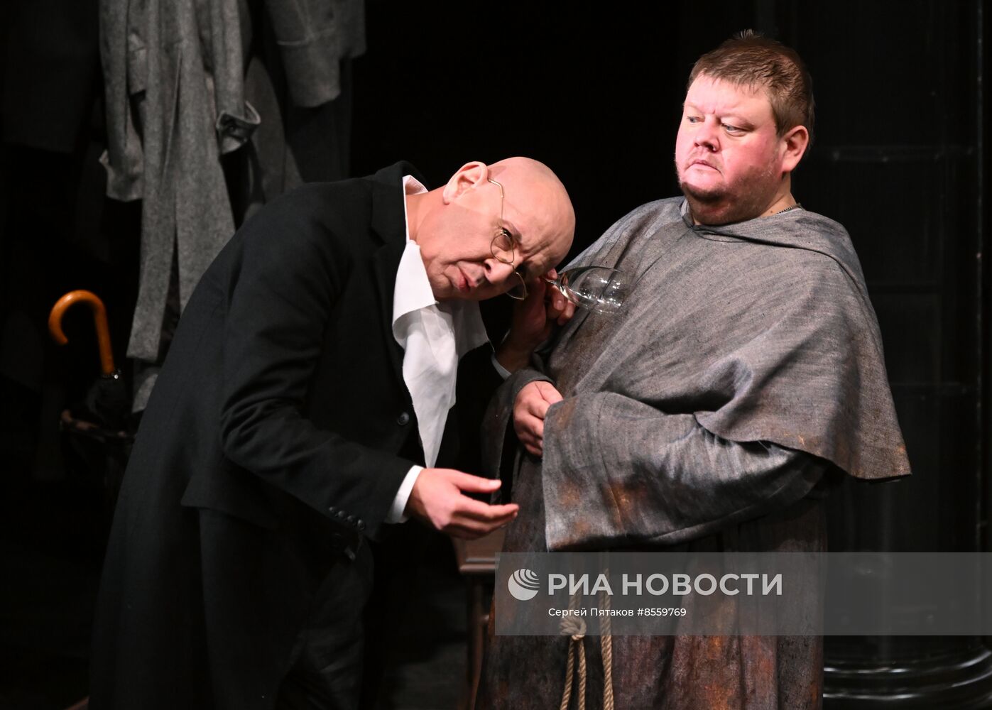 Спектакль "Чудо святого Антония" в театре "Современник"