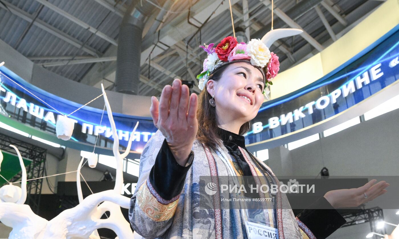 Выставка "Россия". "Байкальский Олимп"