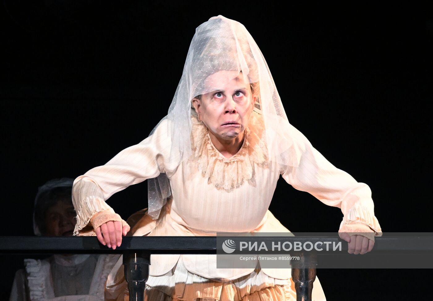 Спектакль "Чудо святого Антония" в театре "Современник"