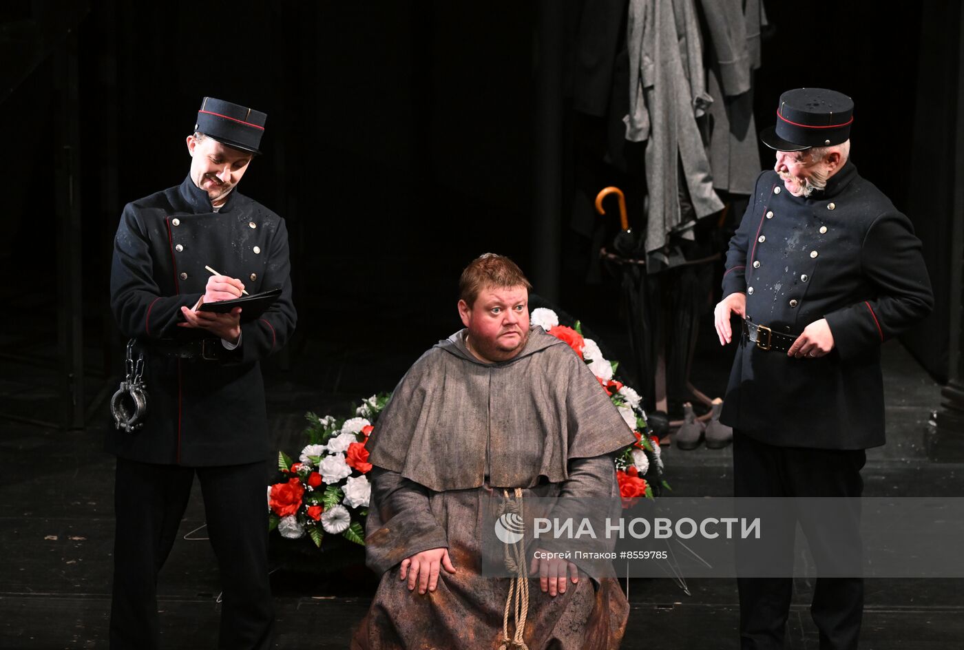 Спектакль "Чудо святого Антония" в театре "Современник"