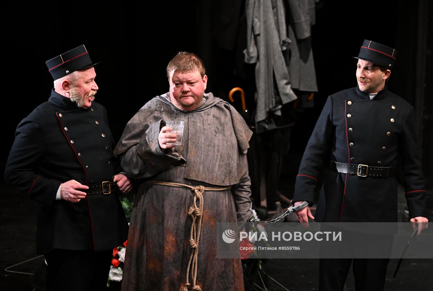 Спектакль "Чудо святого Антония" в театре "Современник"