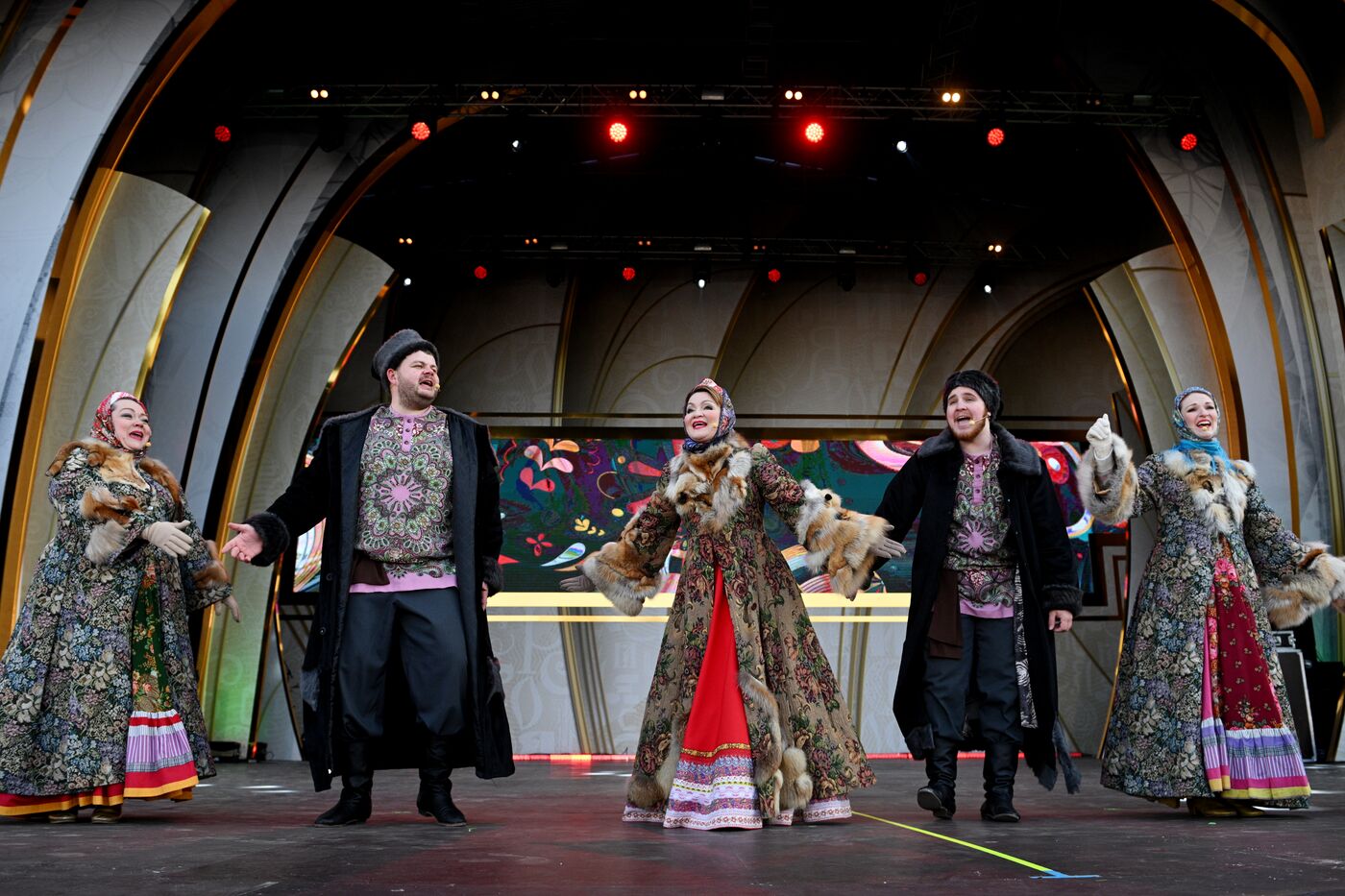 Выставка "Россия". Концерт "Моя Родина - Сибирь"