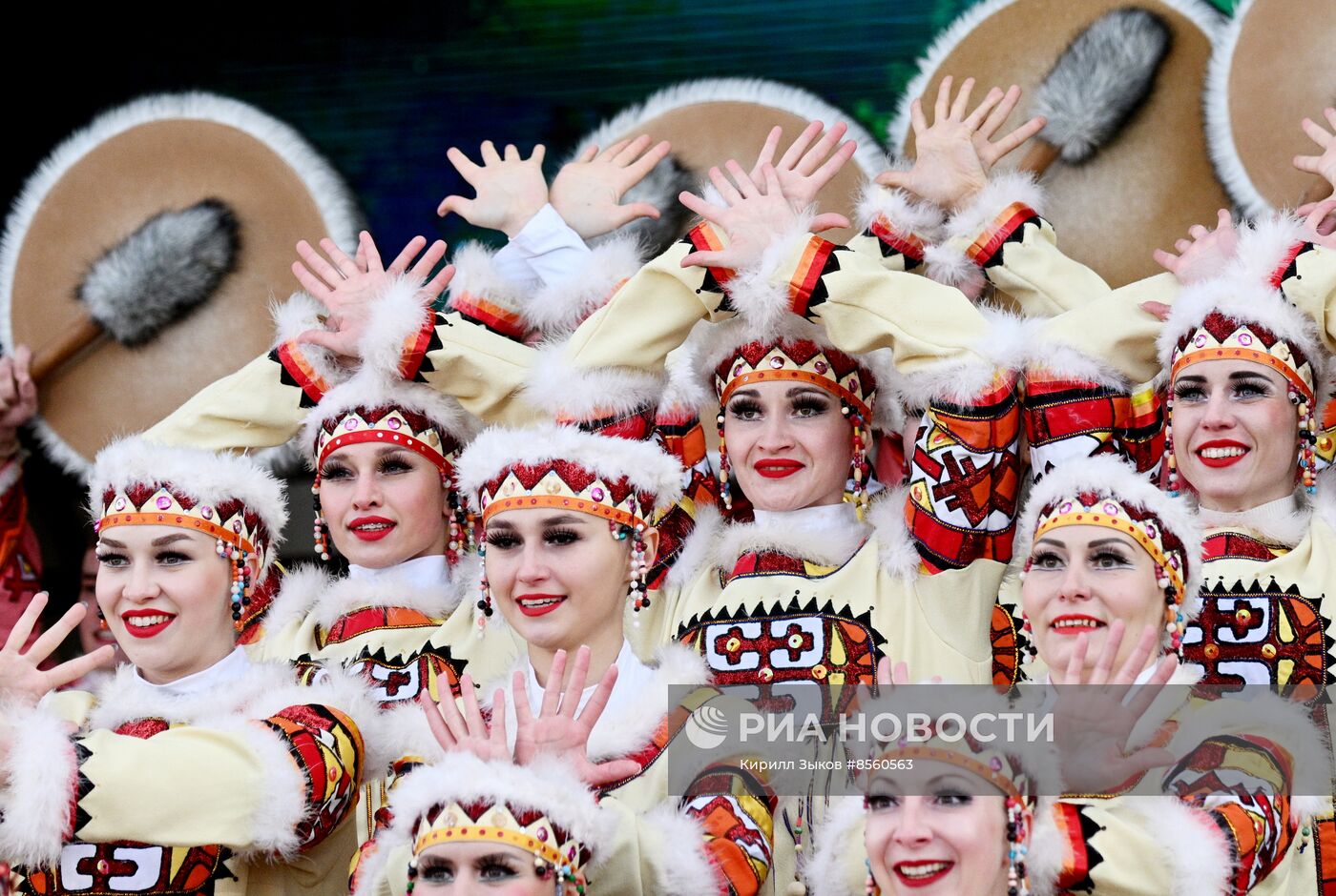 Выставка "Россия". Концерт "Моя Родина - Сибирь"