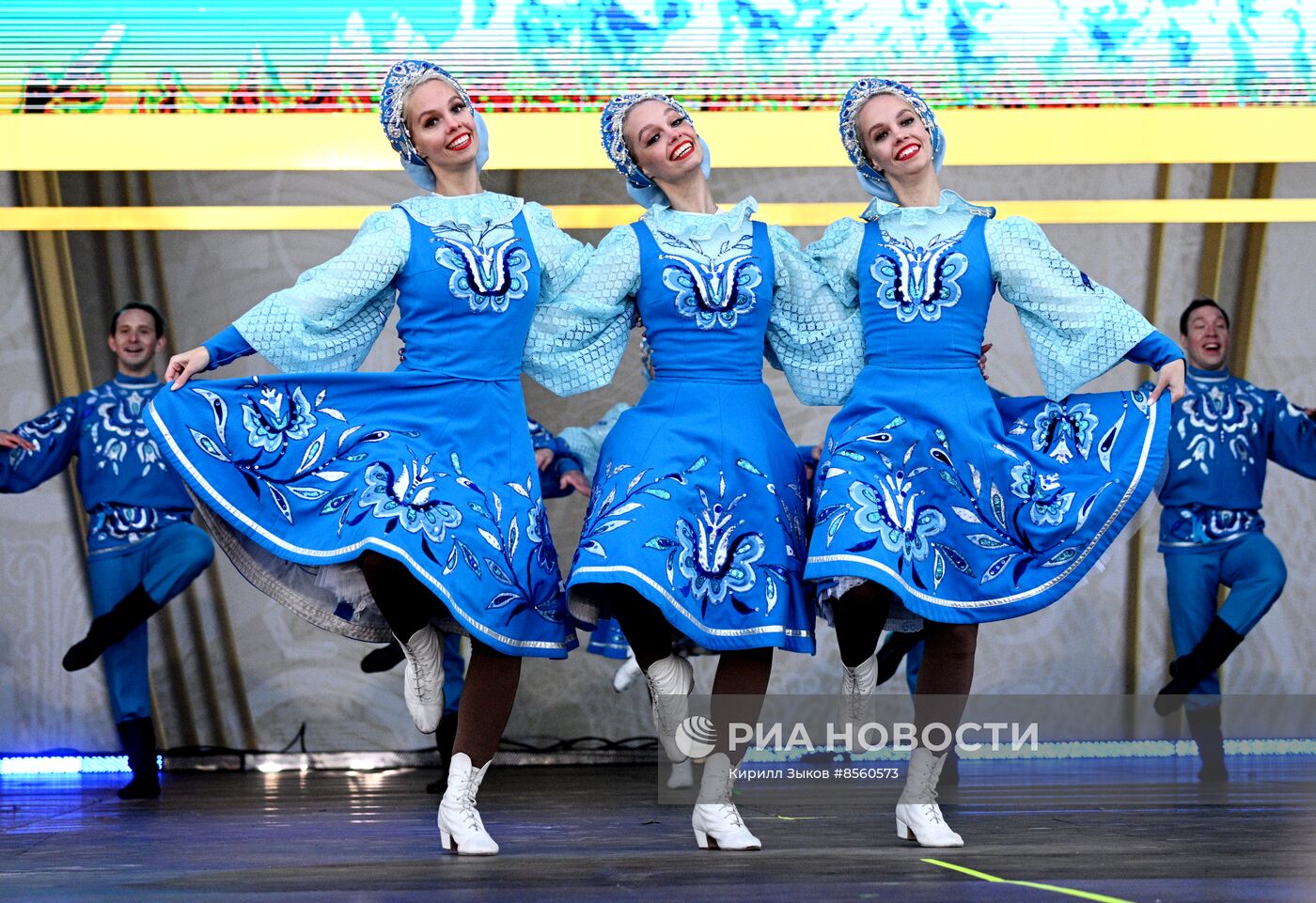 Выставка "Россия". Концерт "Моя Родина - Сибирь"