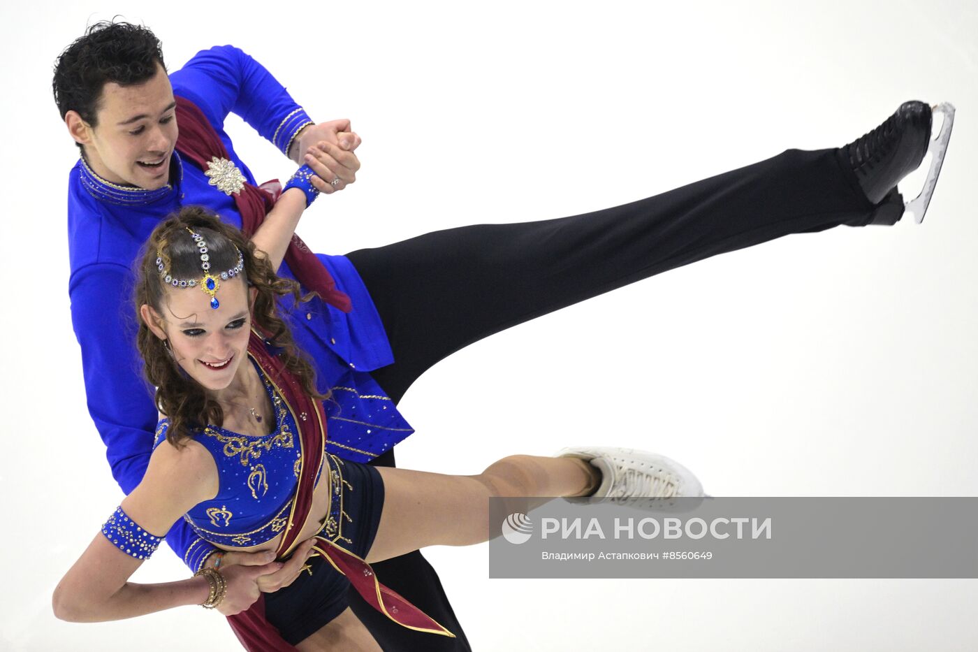 Фигурное катание. Гран-при России "Волжский пируэт". Танцы. Ритмический танец