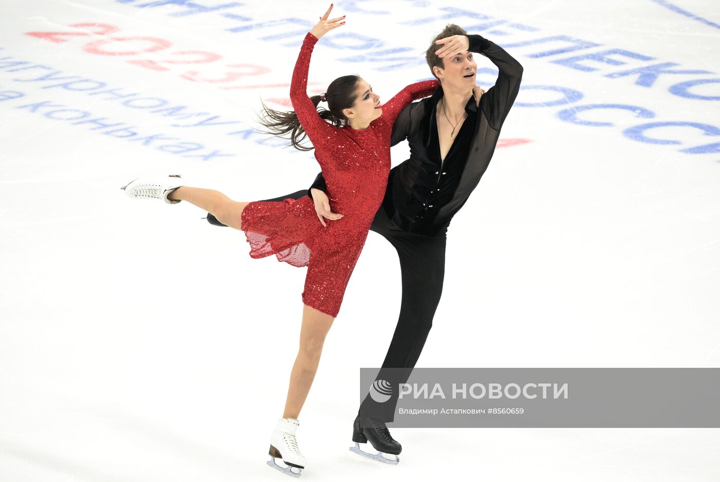 Фигурное катание. Гран-при России "Волжский пируэт". Танцы. Ритмический танец
