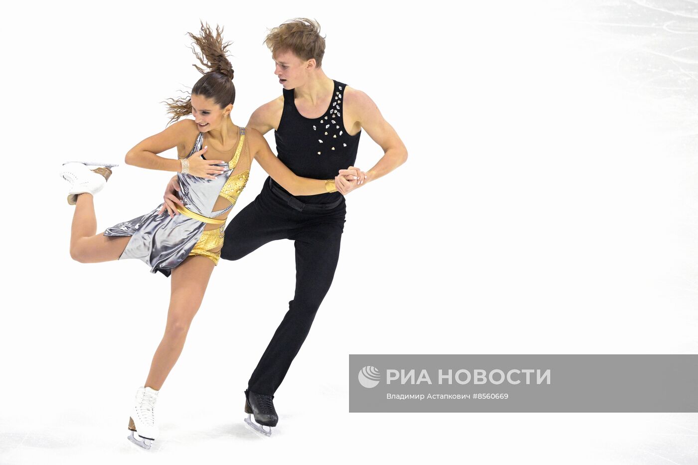 Фигурное катание. Гран-при России "Волжский пируэт". Танцы. Ритмический танец