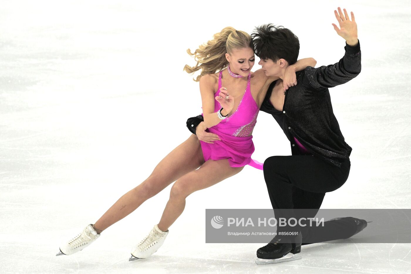 Фигурное катание. Гран-при России "Волжский пируэт". Танцы. Ритмический танец