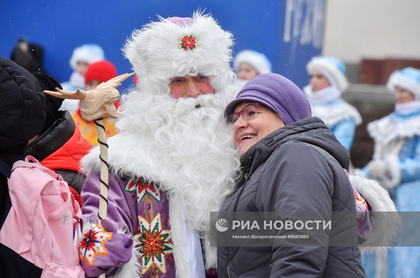 Выставка "Россия". Дни Дедов Морозов: Тол Бабай