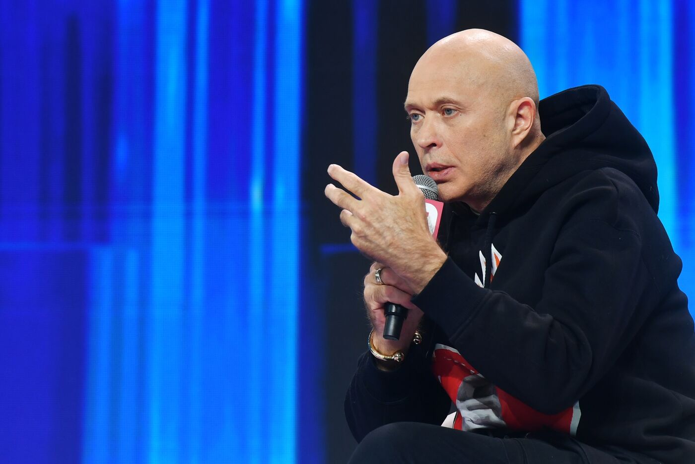 Выставка "Россия". "Необъяснимо, но факт. Метафизика будущего". Встреча с Сергеем Дружко