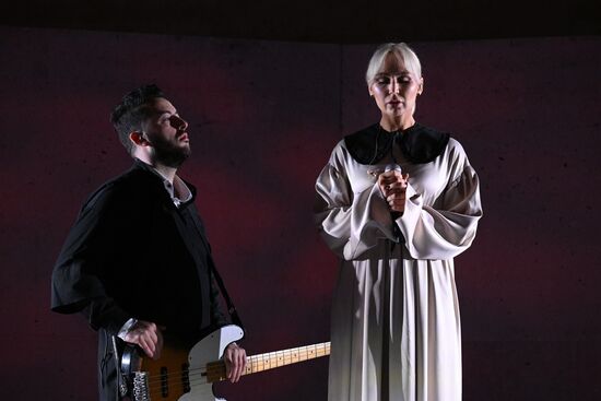 Выставка "Россия". Концерт "Настоящие"