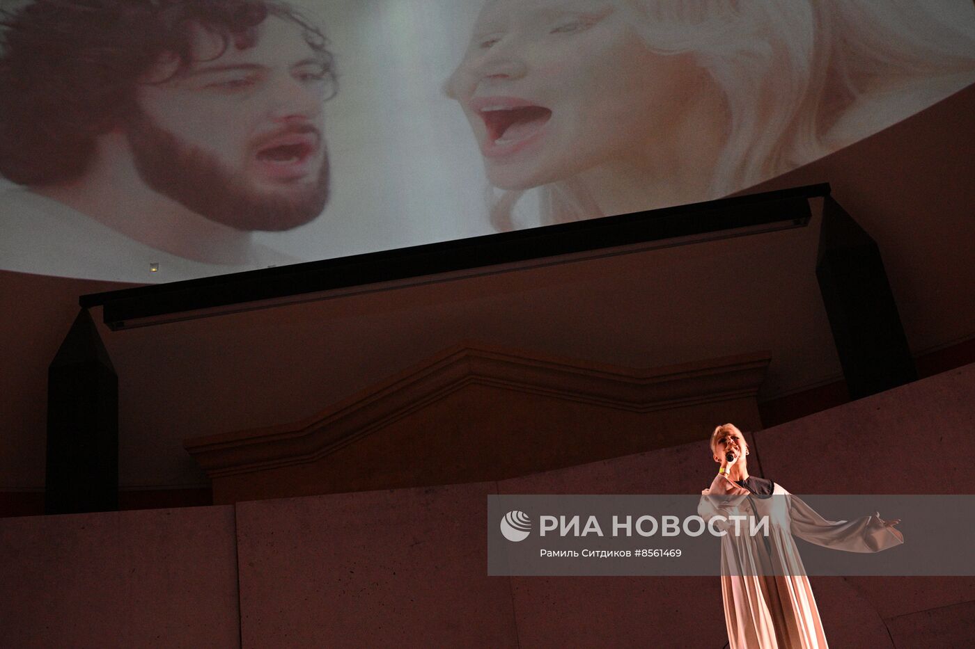 Выставка "Россия". Концерт "Настоящие"